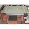 Image 1 : GLASS TOP ROLLING TABLE 39" X 22" X 30"