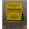 Image 1 : FLAT OF MILK CRATES