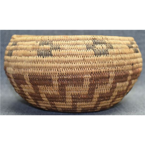 PAIUTE INDIAN BASKETRY BOWL