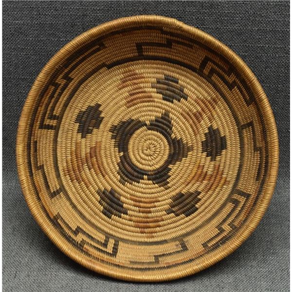 CALIFORNIA MISSION INDIAN BASKET