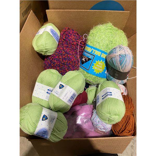 Assorted yarn