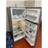 Image 2 : Moffat 18 Cu. Ft. Top Freezer Refrigerator model MTE18GSKSS
