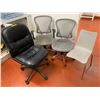 Image 1 : Group of Four Chairs