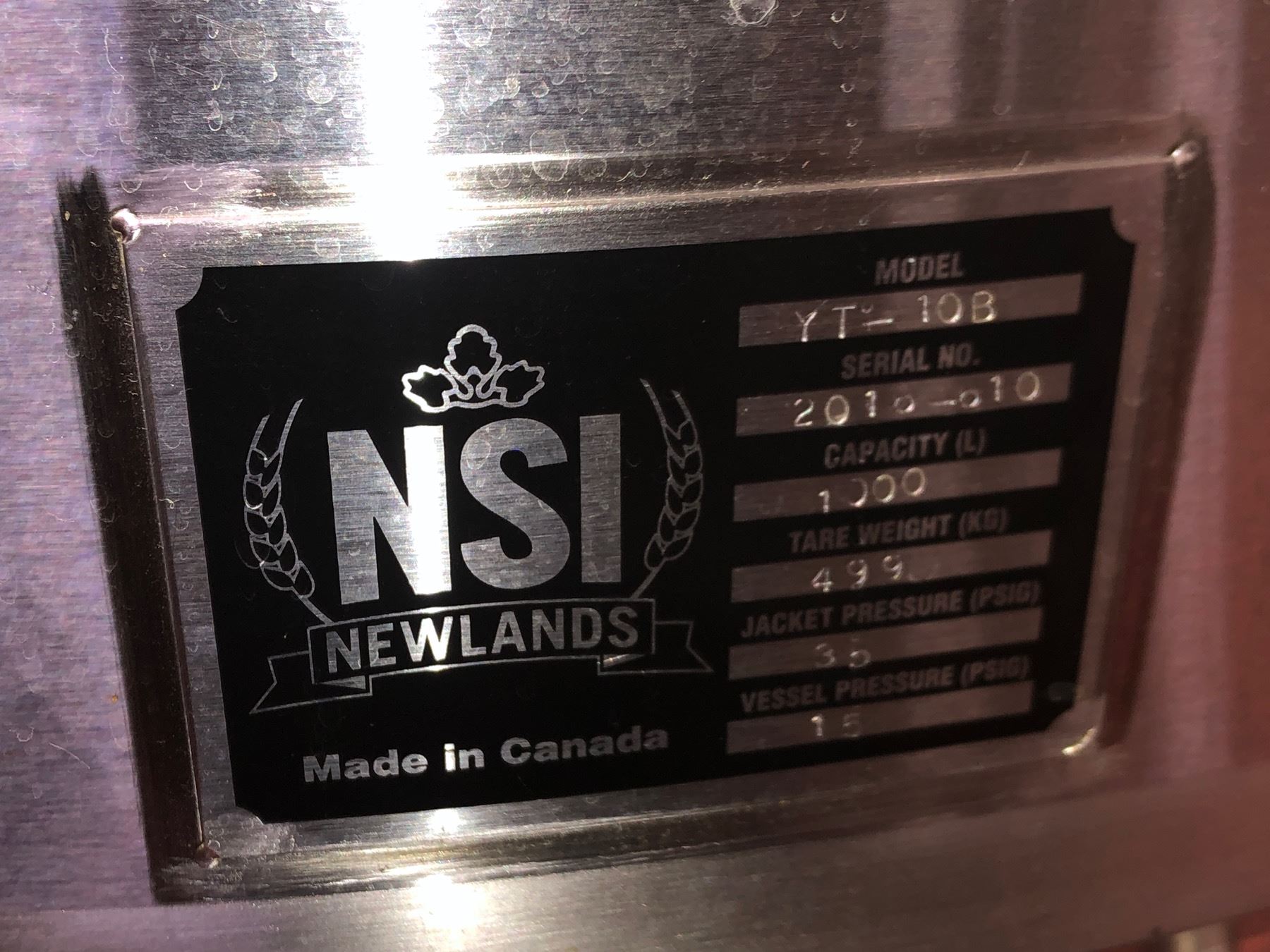 NSI Newlands - 1000 Litres Alcohol Tank w/controller & motor mounted on ...