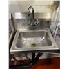 Image 3 : EFI SI818-2LC 18" x 18" x 11" Center Drain Two Compartment Sink With Left Drain Board with faucet &