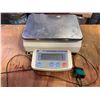 Image 1 : A&D Precision Weighing EK-L Compact bench Scales (15kg x 1.0g).