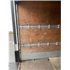 Image 11 : 2013 International 4300 DuraStar 5 tonne Truck w/powered tailgate & 20ft. Box - 152,405 km