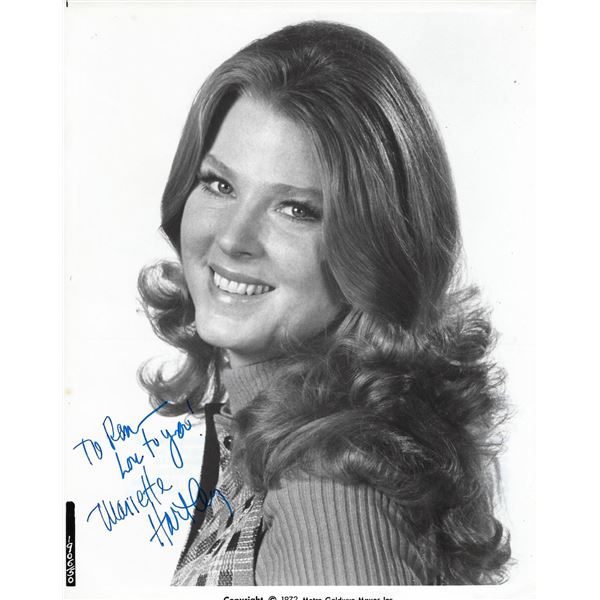 Mariette Hartley signed photo