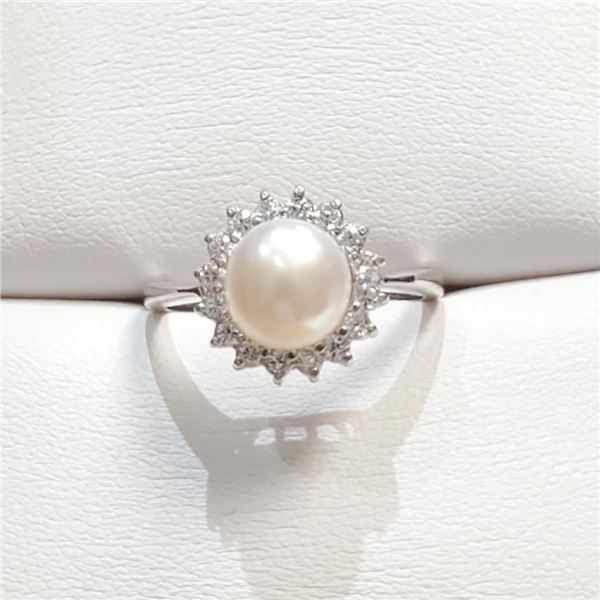 Silver Fresh Water Pearl Cubic Zirconia Ring (~Size 0) (~length 0 inches), Suggested Retail Value $6