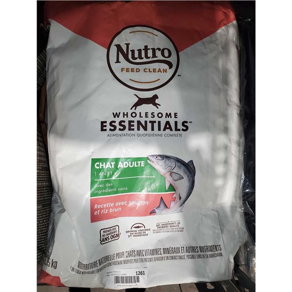 Nutro Wholesome Essentials Salmon Cat Food