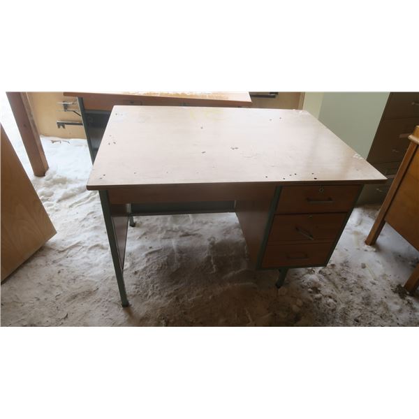 School/Office Desk, Metal Frame - 30x43x29H"