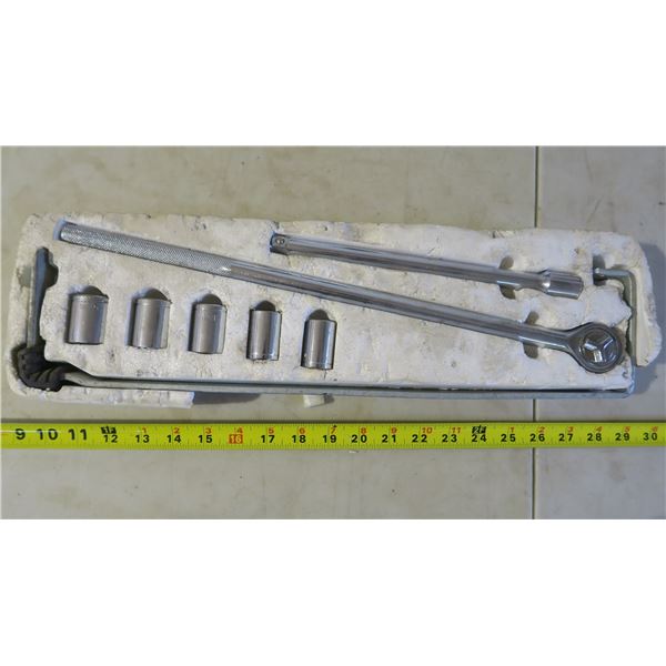 Breaker Bar and Socket Set Schmalz Auctions