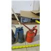 Image 3 : 3 Oil Cans
