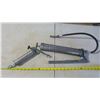 Image 1 : 2 Grease Guns