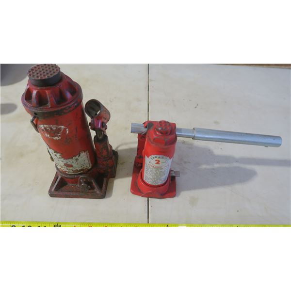 2 Bottle Jacks