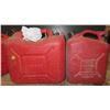 Image 3 : 3 red gas cans