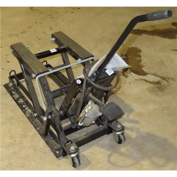 Pro Point 1500 LB Pneumatic/ Hydraulic ATC Lift