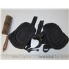 Image 2 : Pair of hard top knee pads + brush