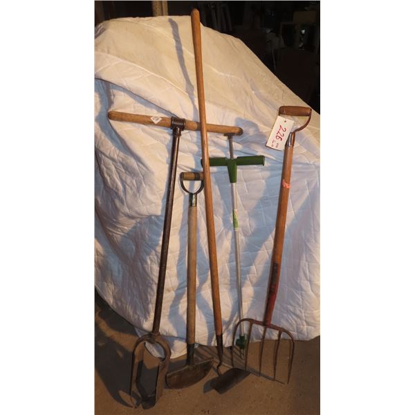 Lot of Yard work tools