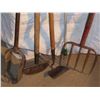 Image 3 : Lot of Yard work tools