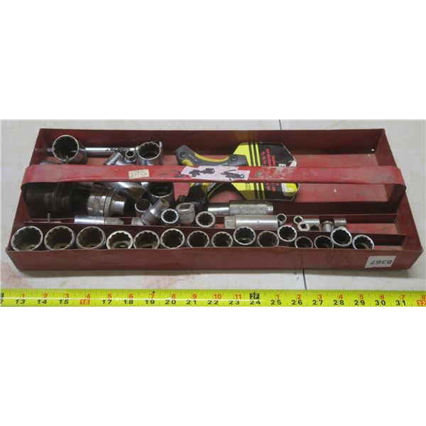 Lot of Assorted Sockets - 1/4" 3/8" 1/2" Drive & Set of Hex Keys