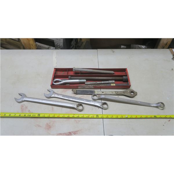 Large Wrenches & Specialty Tools
