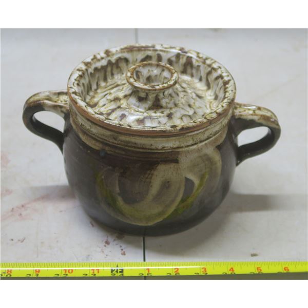 Stoneware Cookie Jar w/ Lid