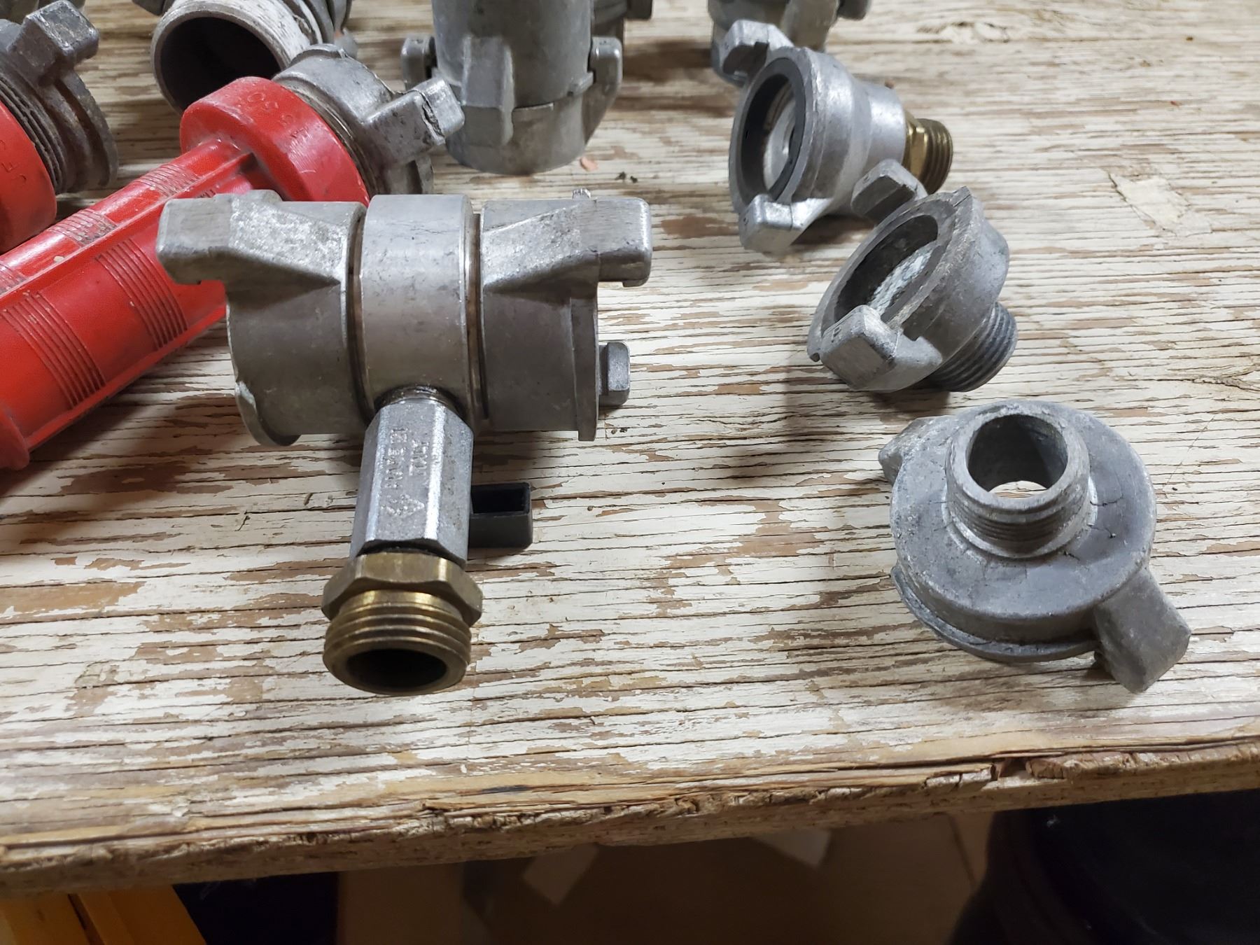 3 FIRE HOSE NOZZLES, 1 FIRE HOSE WRENCH, 5 FIRE HOSE TO GARDEN ADAPTERS