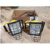 Image 1 : 2 halogen work lights (no stands)