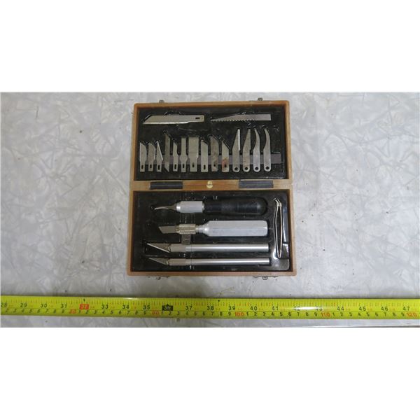 Hobby Knife Set - missing 1 blade