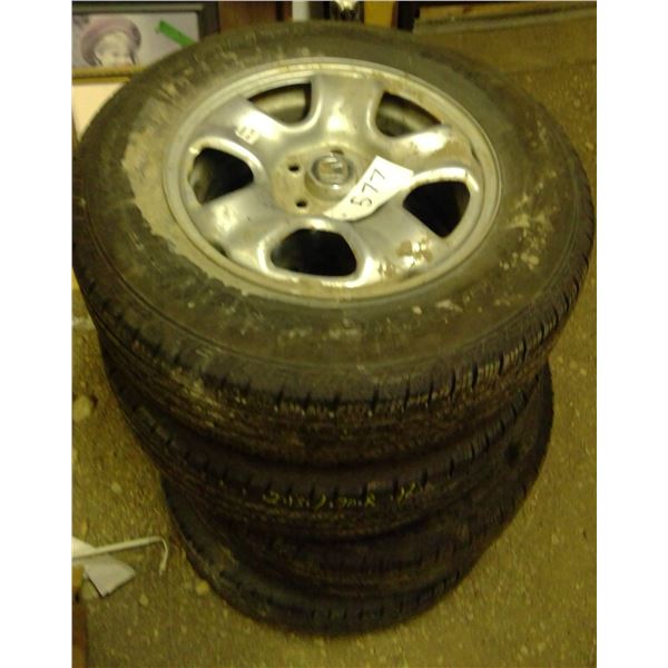 4 Tires/rims  Honda CRV 215/70 R 16