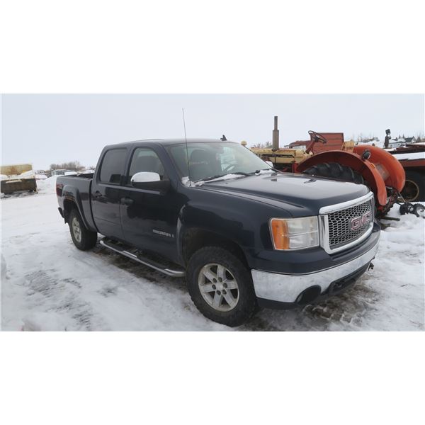 2008 gmc SIERRA Z71 4X4 as is Needs trns/drive train work SK registered VIN 2GTEK13M681298834