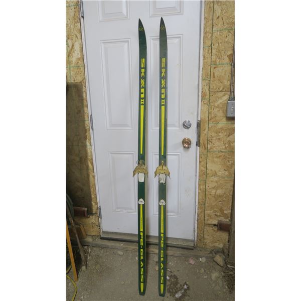 pair of skan ii cross country skis