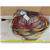 Image 1 : Trouble light (light works) + approximately 24ft extension cord (AS-IS)