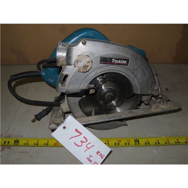 Corded Makita Skill Saw