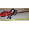 Image 2 : Black & Decker Hedge Trimmer (21" trimmer)