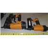 Image 7 : 2 Bostitch Brad Nailer + toolbox and brad nails (Model: SB-2IN1, Model; FN1664)