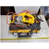 Image 1 : dewalt dw317 jig saw in case