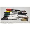 Image 2 : Assorted screwdrivers