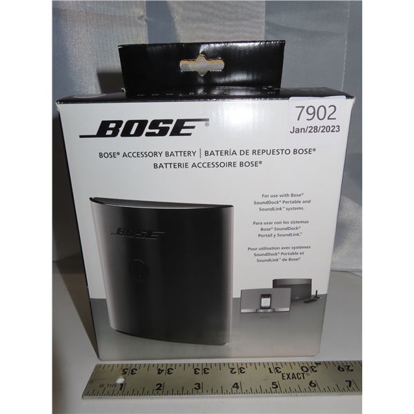 Bose Accessory Battery (for use with Bose SoundDock Portable & SoundLink systems) - looks Brand-new