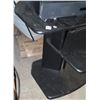Image 3 : TV / Entertainment stand 31"L x 26"W x 25"H