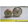 Image 1 : 2 vintage alarm clocks