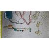 Image 5 : lot of assorted costume jewelry