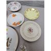 Image 4 : Collection of plates - Royalware Leighton England,kt gold border / Royal Albert Petit Point fruit na