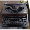 Image 1 : vintage typewriter in case