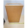 Image 2 : SMALL GLASS DISPLAY CABINET 14" X 8.5" X 5"