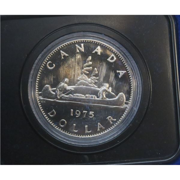 1975 Voyageur Nickel Dollar. Bright White. Housed in its original RCM blue clamshell case of issue. 