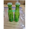 Image 3 : New old stock vintage 7-UP salt and pepper shakers