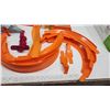 Image 6 : Vintage Hotwheels track & accessories