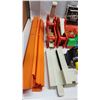 Image 8 : Vintage Hotwheels track & accessories